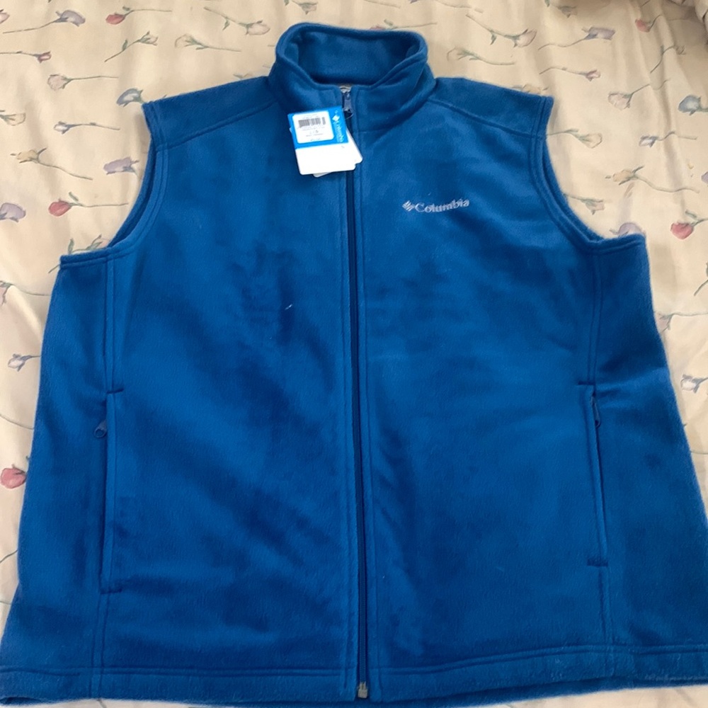 Columbia blue fleece vest NWT